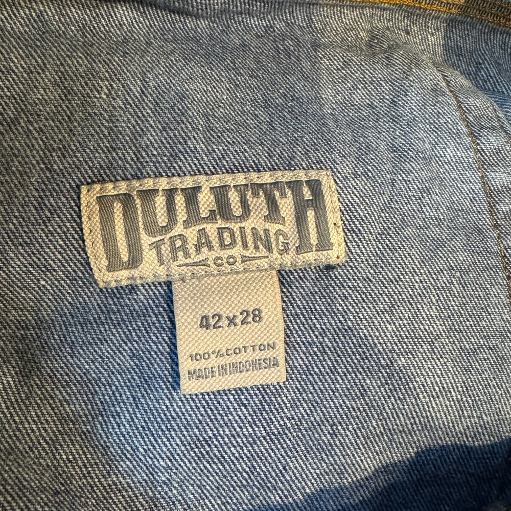 Duluth Trading Co Blue Classic Fit Jeans